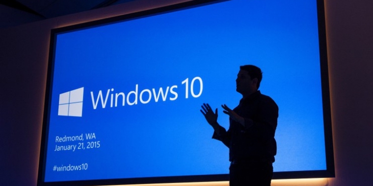 Januar 2015: Windows 10 wird vorgestellt (Bild: Microsoft)