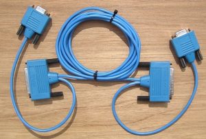 Das todschicke, blaue Laplink-Kabel