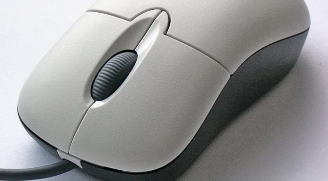 Eine klassische 3-Tasten-Maus von Microsoft (Foto: Wikimedia)