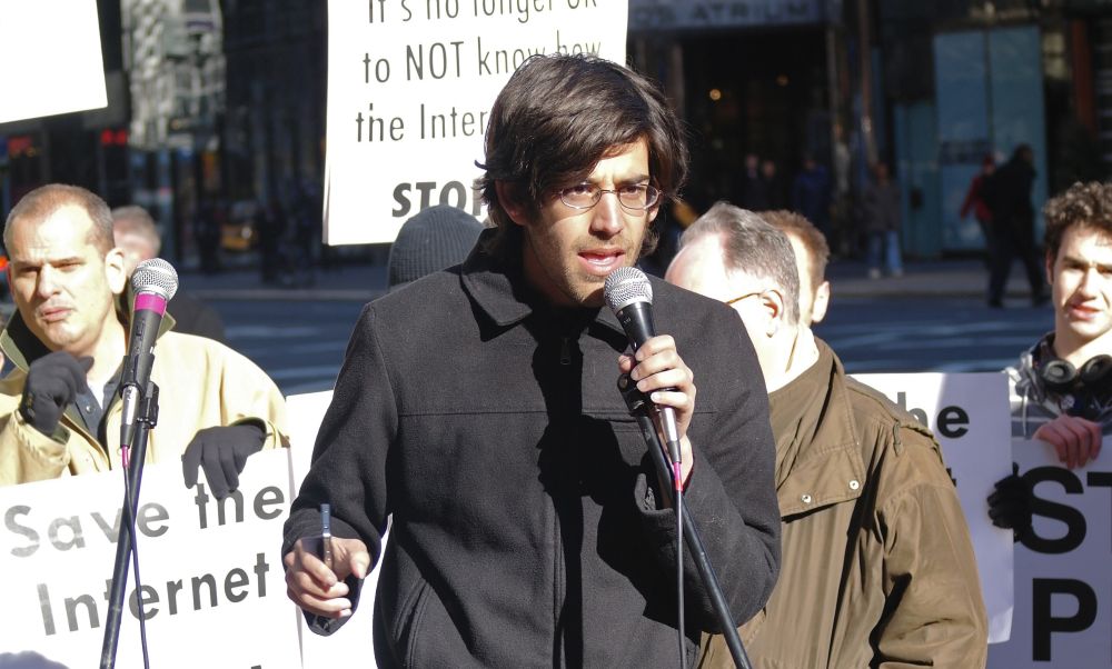 Aaron Swartz bei einer Demo für die Freiheit des Internets