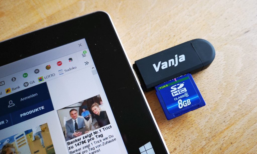Das Vanja-Ding an einem Tablet ohne Kartenleser