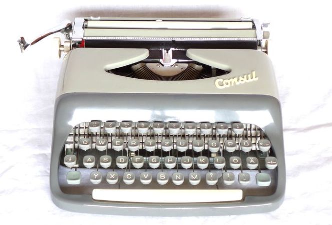 Mit Schreibmaschinen der tschechischen Marke Consul begann die Erfolgsgeschichte von Jack Tramiel (Foto: via Zbrojovka Brno)
