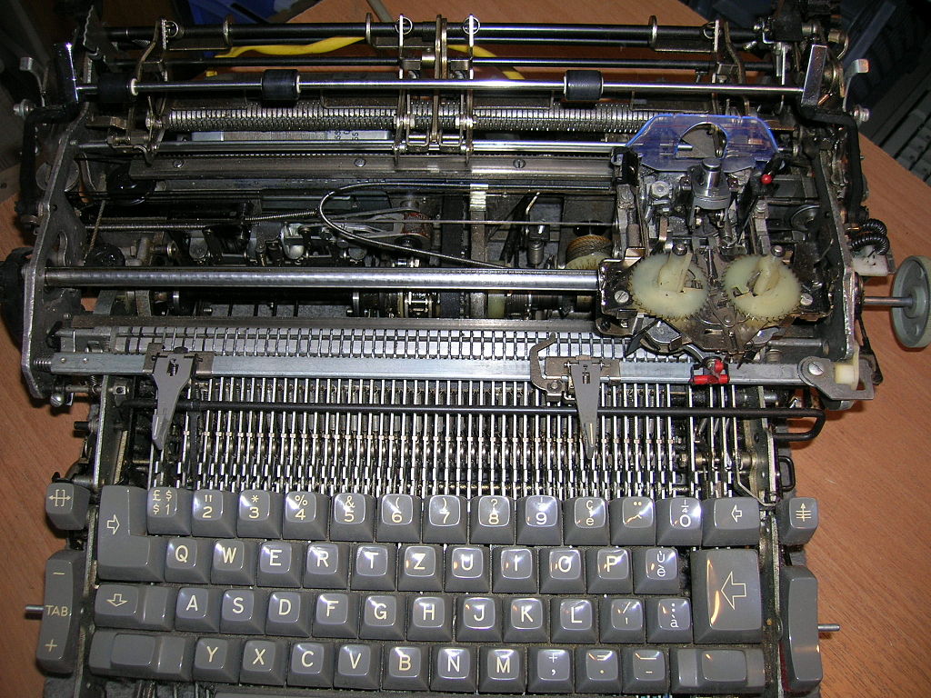 Das Innere einer elektrischen IBM-72-Schreibmaschine (Foto: via Wikimedia - siehe Bildnachweis unten)