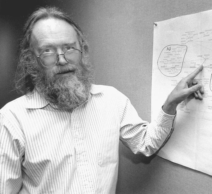 Picture of Jon Postel from http://www.postel.org/pr.htm ([http://www.postel.org/images/usc-postel-photo.jpg actual picture]) License: ''Photo by Irene Fertik, USC News Service. Copyright 1994, USC. Permission granted for free use and distribution, conditioned upon inclusion of attribution and copyright notice.